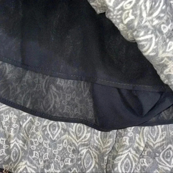 Zara printed mini skirt Small - Picture 4 of 4